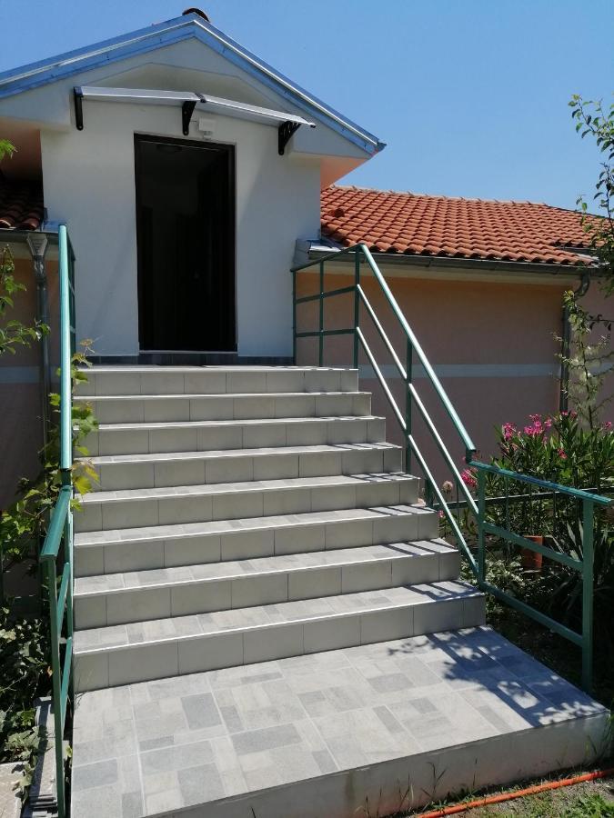 Apartmani Irena Veprinac Exterior photo