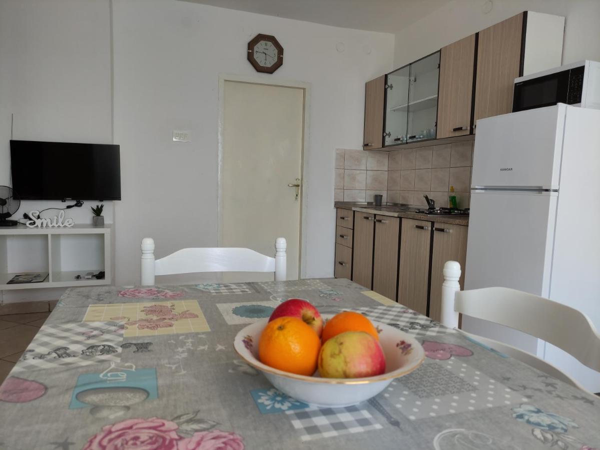 Apartmani Irena Veprinac Exterior photo